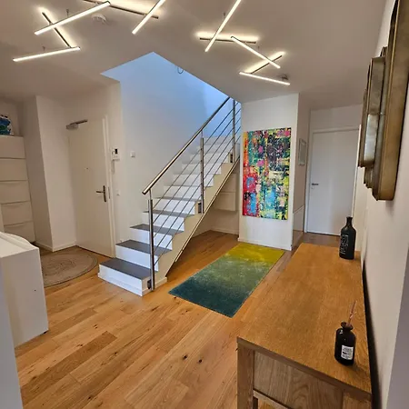 Ueber Den Daechern Leipzigs - Hochwertiges Mit Dachterrasse Im Zentrum Leipzigs Apartment *
