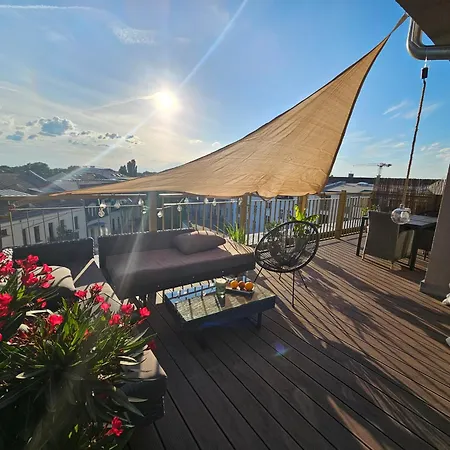 Ueber Den Daechern Leipzigs - Hochwertiges Mit Dachterrasse Im Zentrum Leipzigs Apartment Leipzig